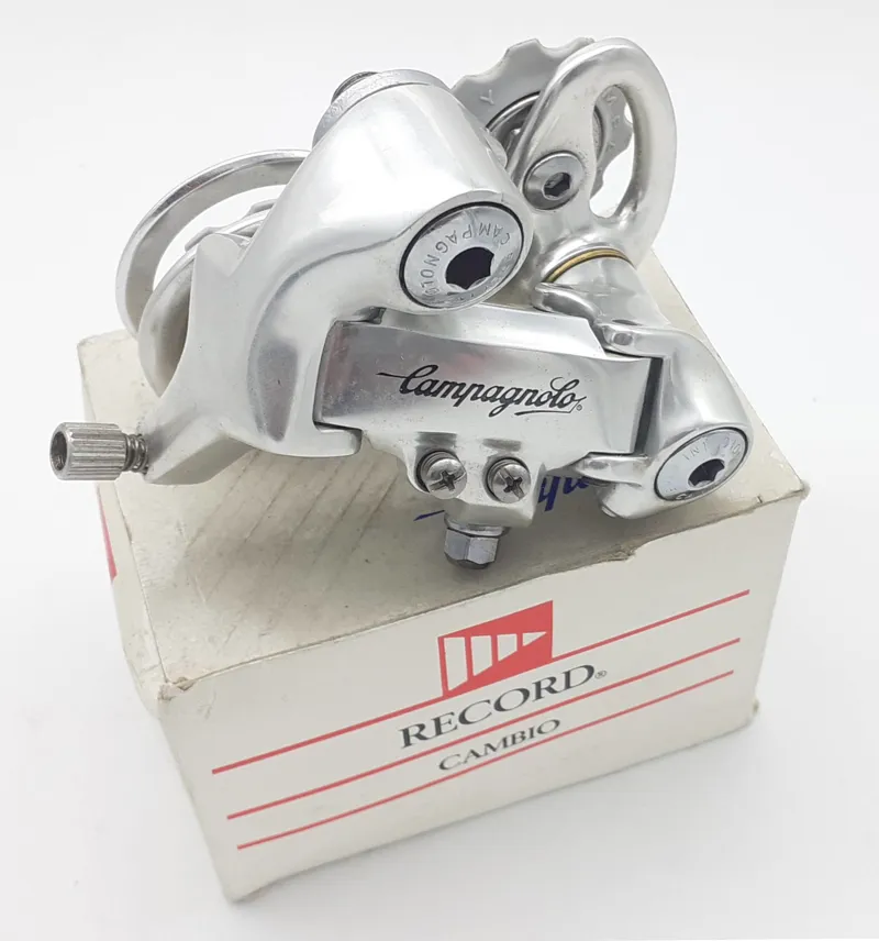 Campagnolo Record R010 1stGen 8 Speed Rear Derailleur in Silver NOS 1990-3